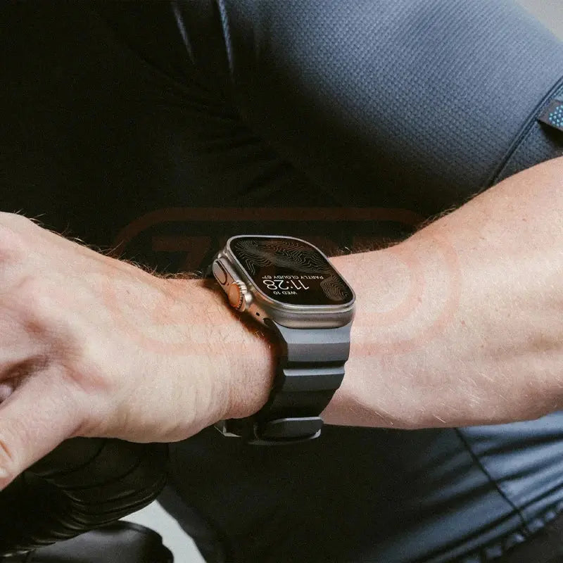 Silicone Titanium Breathable Bracelet Strap For Apple Watch NZINGOU